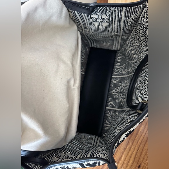 Viola Castellani Italian Leather Woven Tote Bag | Made in Italy - Picture 7 of 12